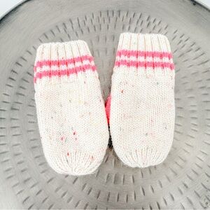 GAP Cozy White and Pink Knit Mittens